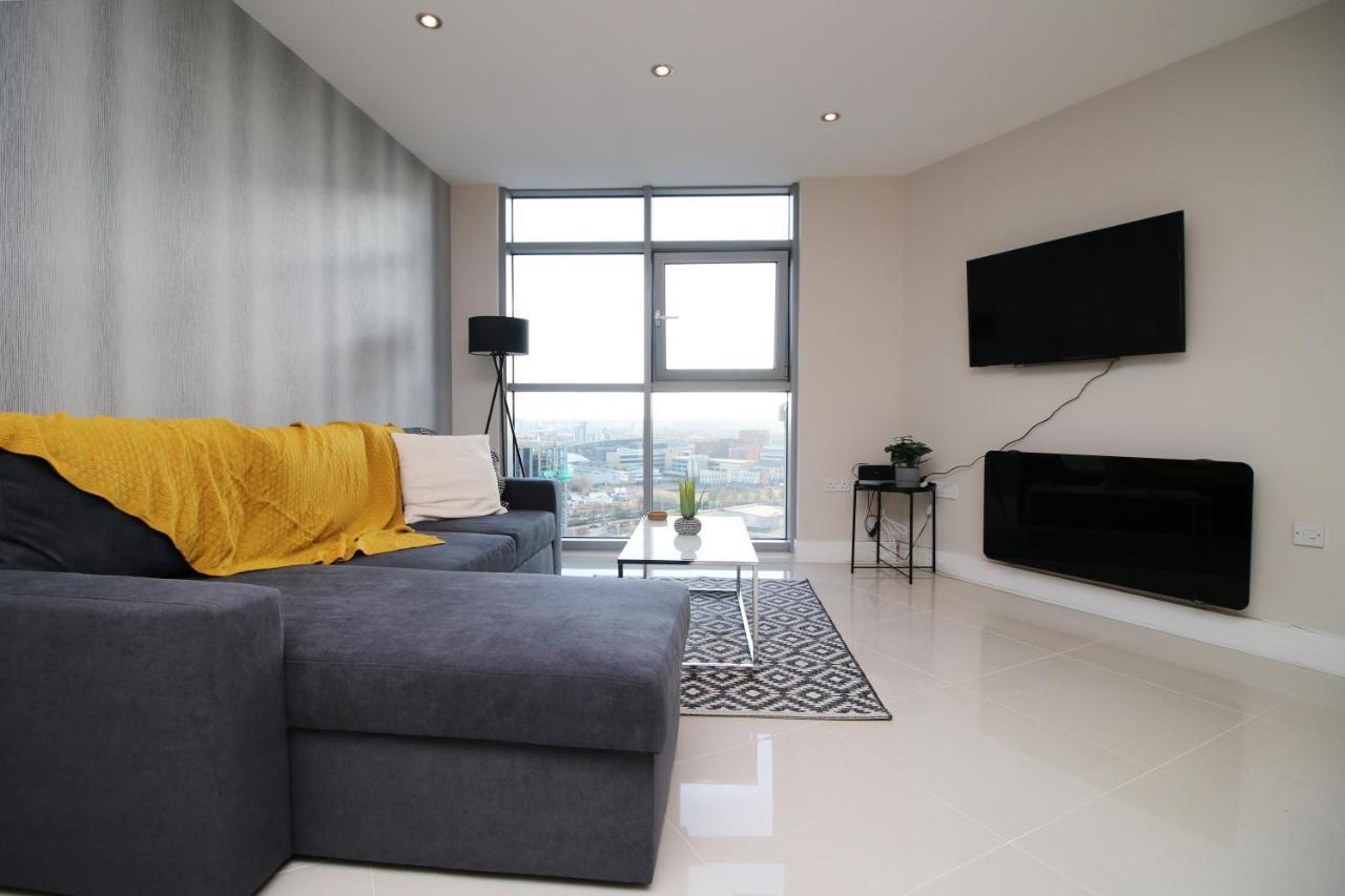The Skyline - Luxury City Centre Flat With Designated Parking Кардіфф Екстер'єр фото