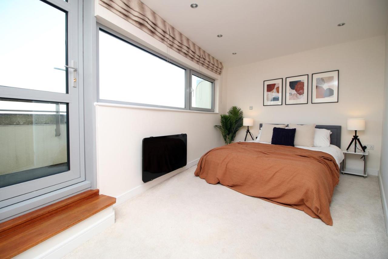 The Skyline - Luxury City Centre Flat With Designated Parking Кардіфф Екстер'єр фото