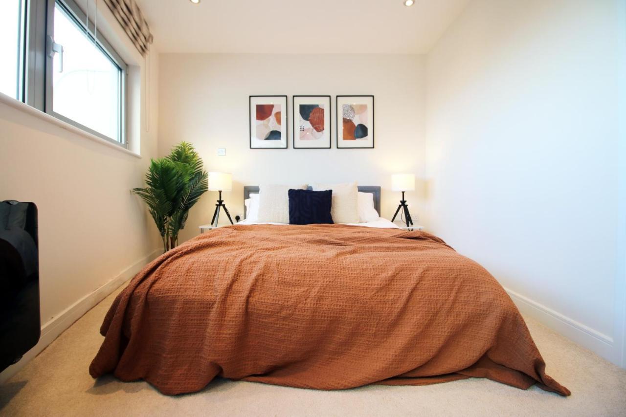The Skyline - Luxury City Centre Flat With Designated Parking Кардіфф Екстер'єр фото