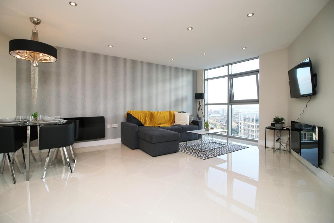 The Skyline - Luxury City Centre Flat With Designated Parking Кардіфф Екстер'єр фото