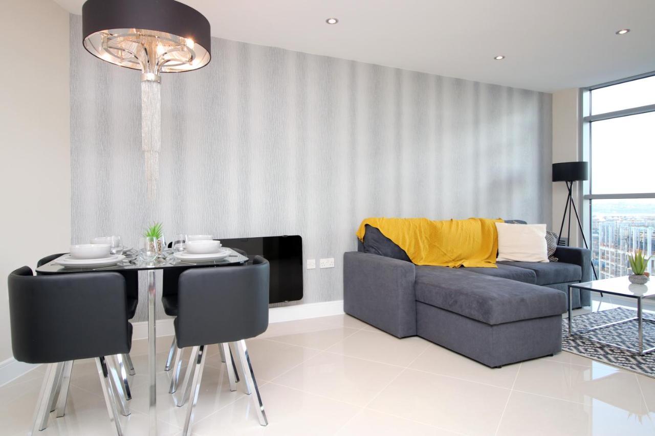The Skyline - Luxury City Centre Flat With Designated Parking Кардіфф Екстер'єр фото