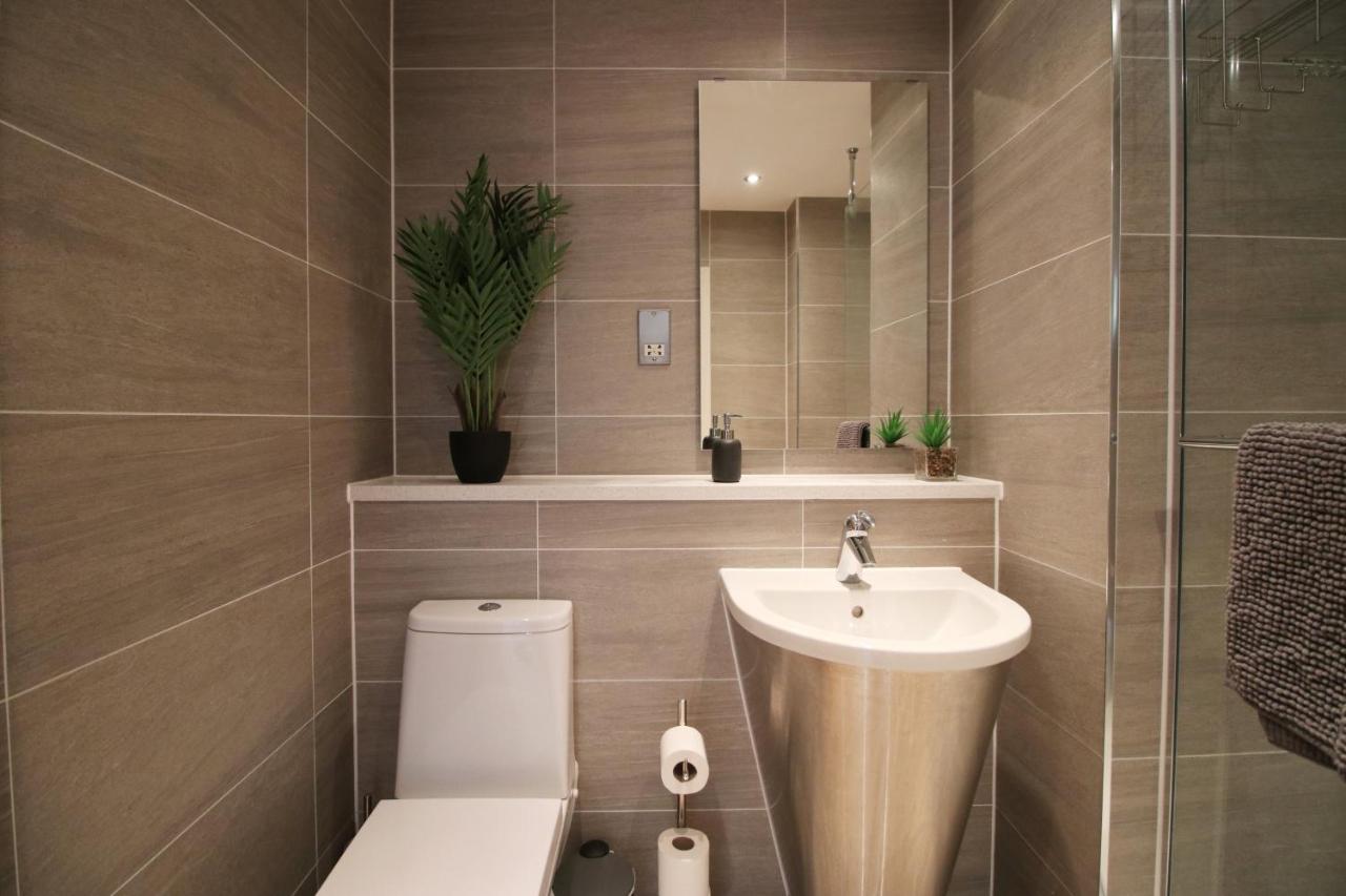 The Skyline - Luxury City Centre Flat With Designated Parking Кардіфф Екстер'єр фото
