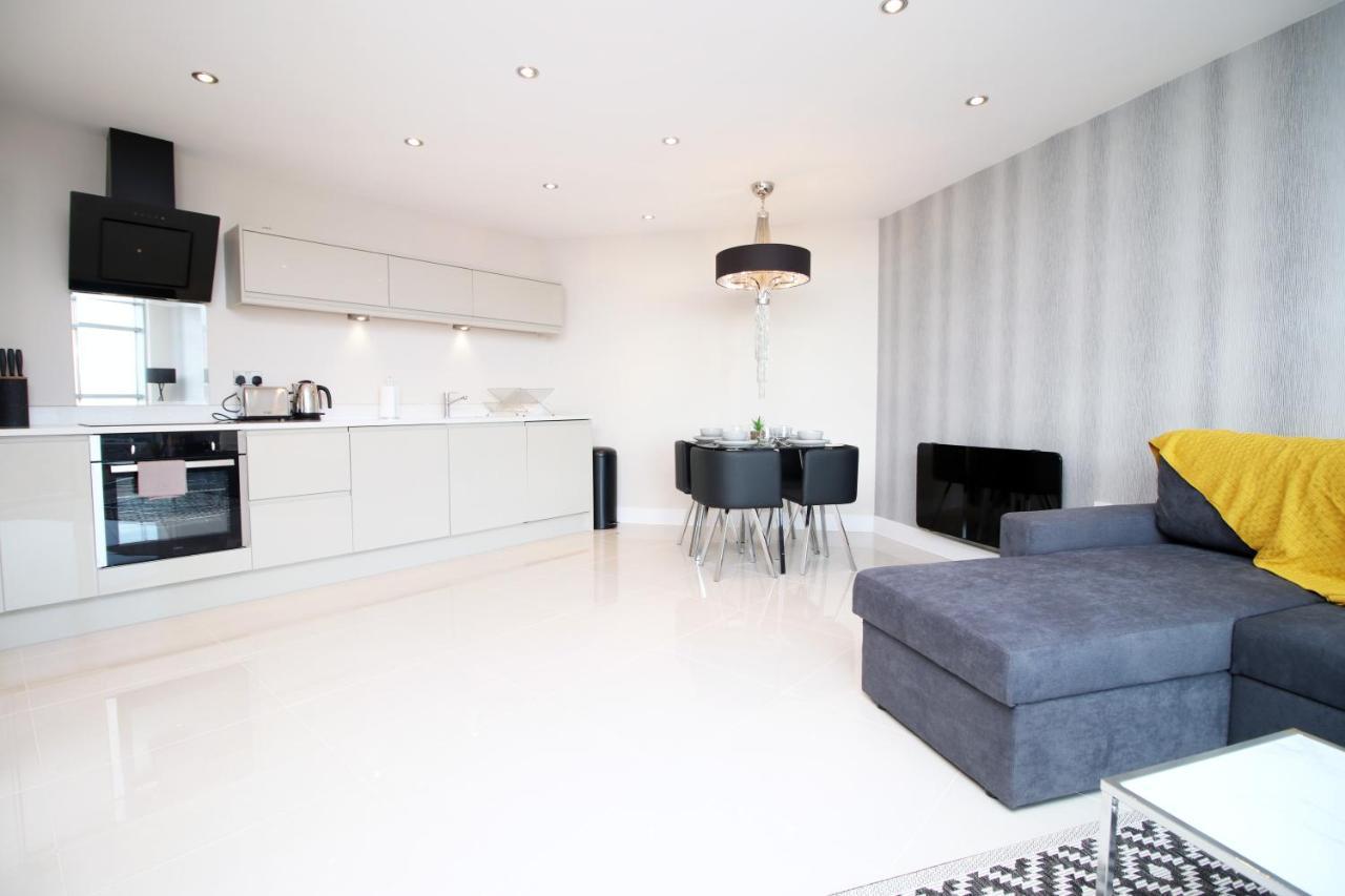 The Skyline - Luxury City Centre Flat With Designated Parking Кардіфф Екстер'єр фото