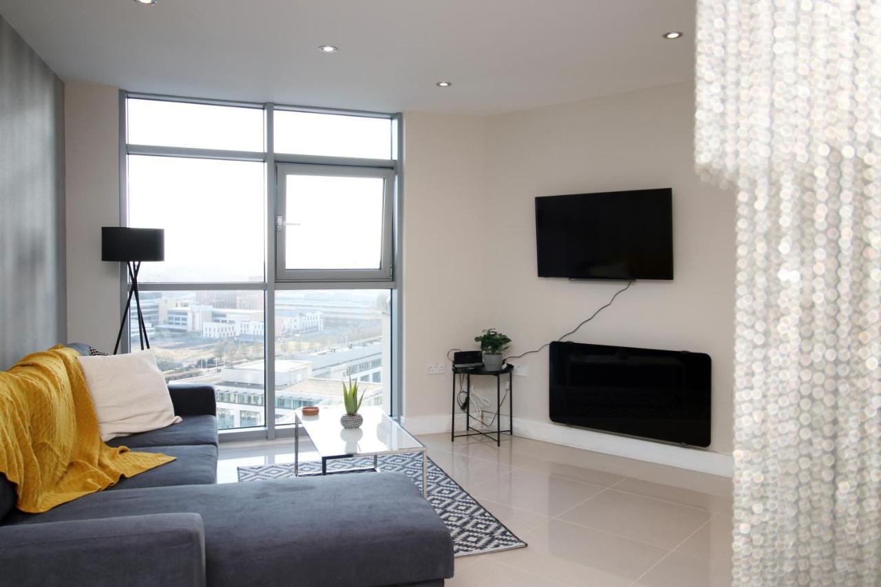 The Skyline - Luxury City Centre Flat With Designated Parking Кардіфф Екстер'єр фото