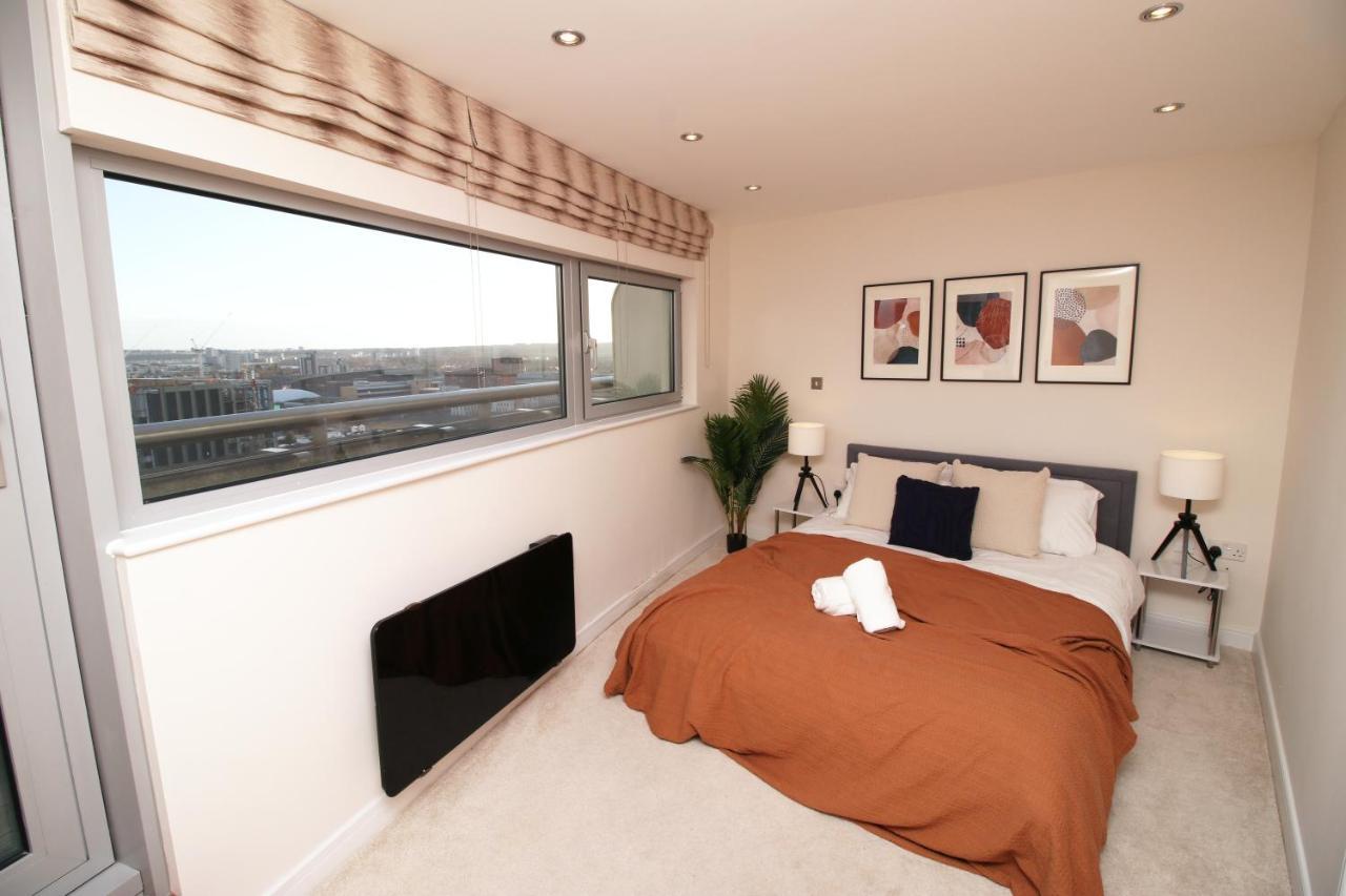 The Skyline - Luxury City Centre Flat With Designated Parking Кардіфф Екстер'єр фото