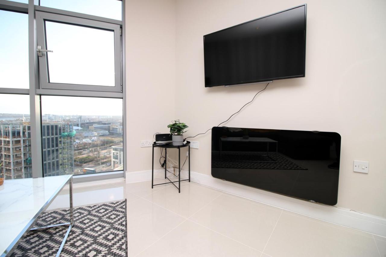 The Skyline - Luxury City Centre Flat With Designated Parking Кардіфф Екстер'єр фото